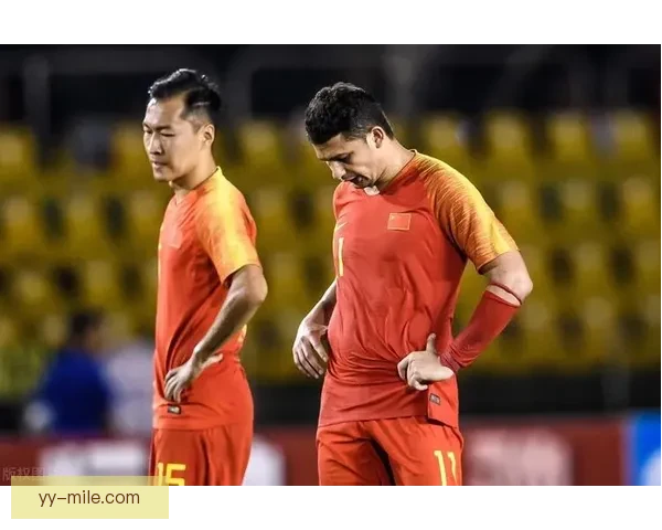 塞鸟正式加盟中国男足迎战世预赛引发球迷热议